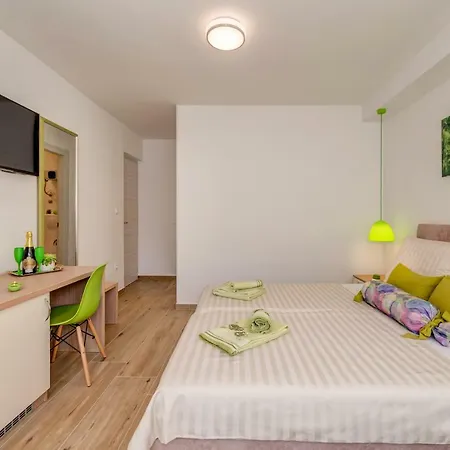 Coloured Penzion Split