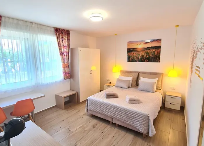 Gæstehus Coloured Split