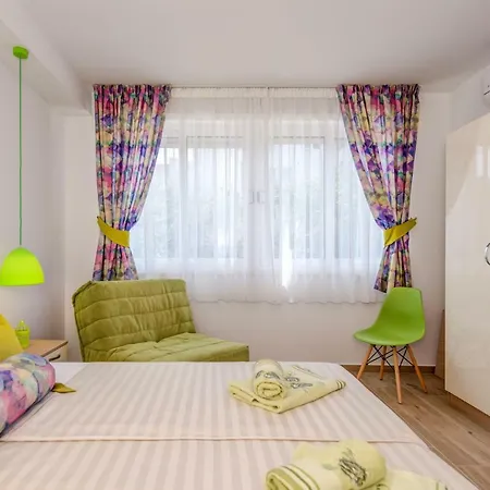 Πανσιόν Coloured Σπλιτ